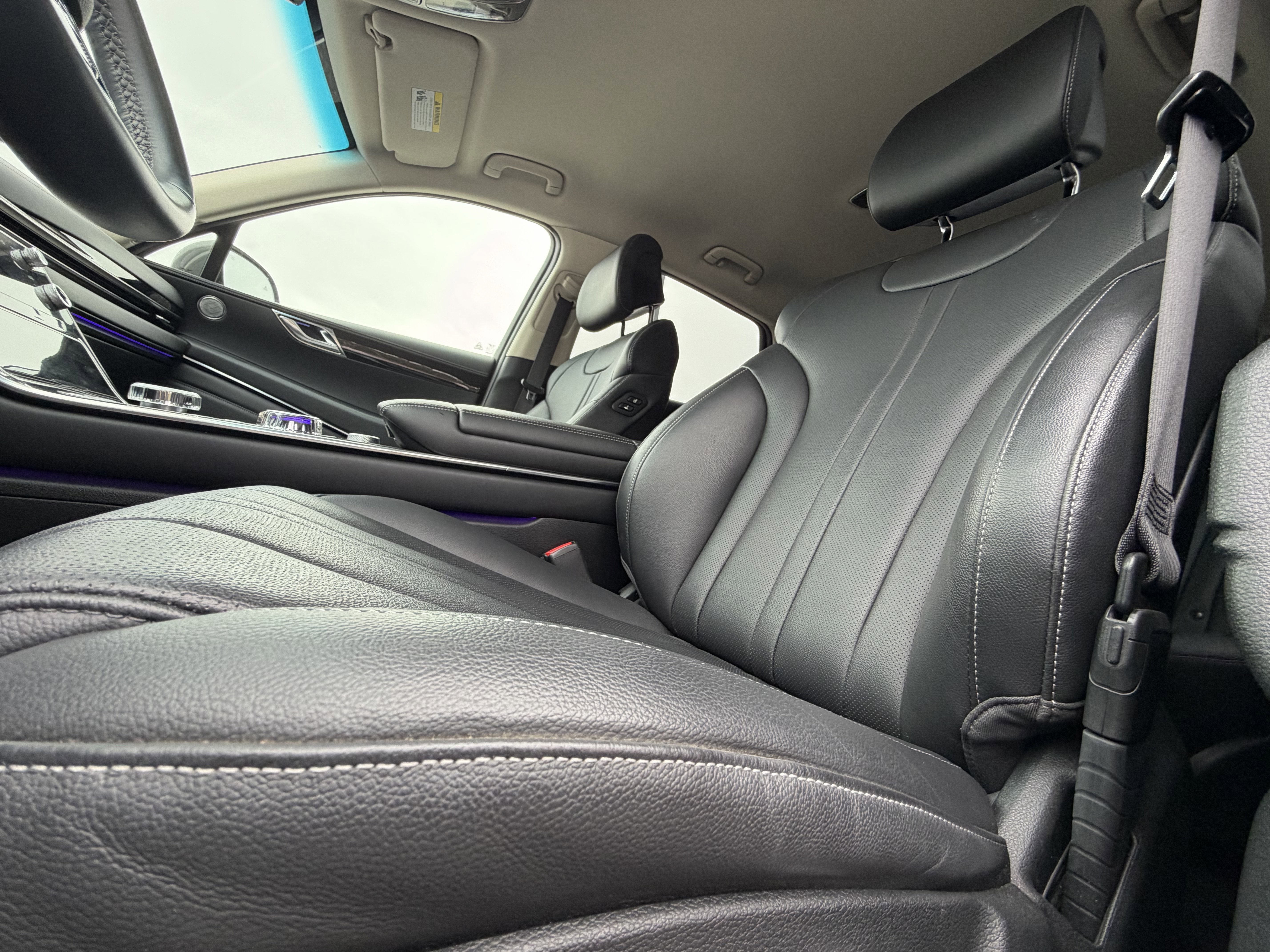 2025 Genesis GV80 2.5T