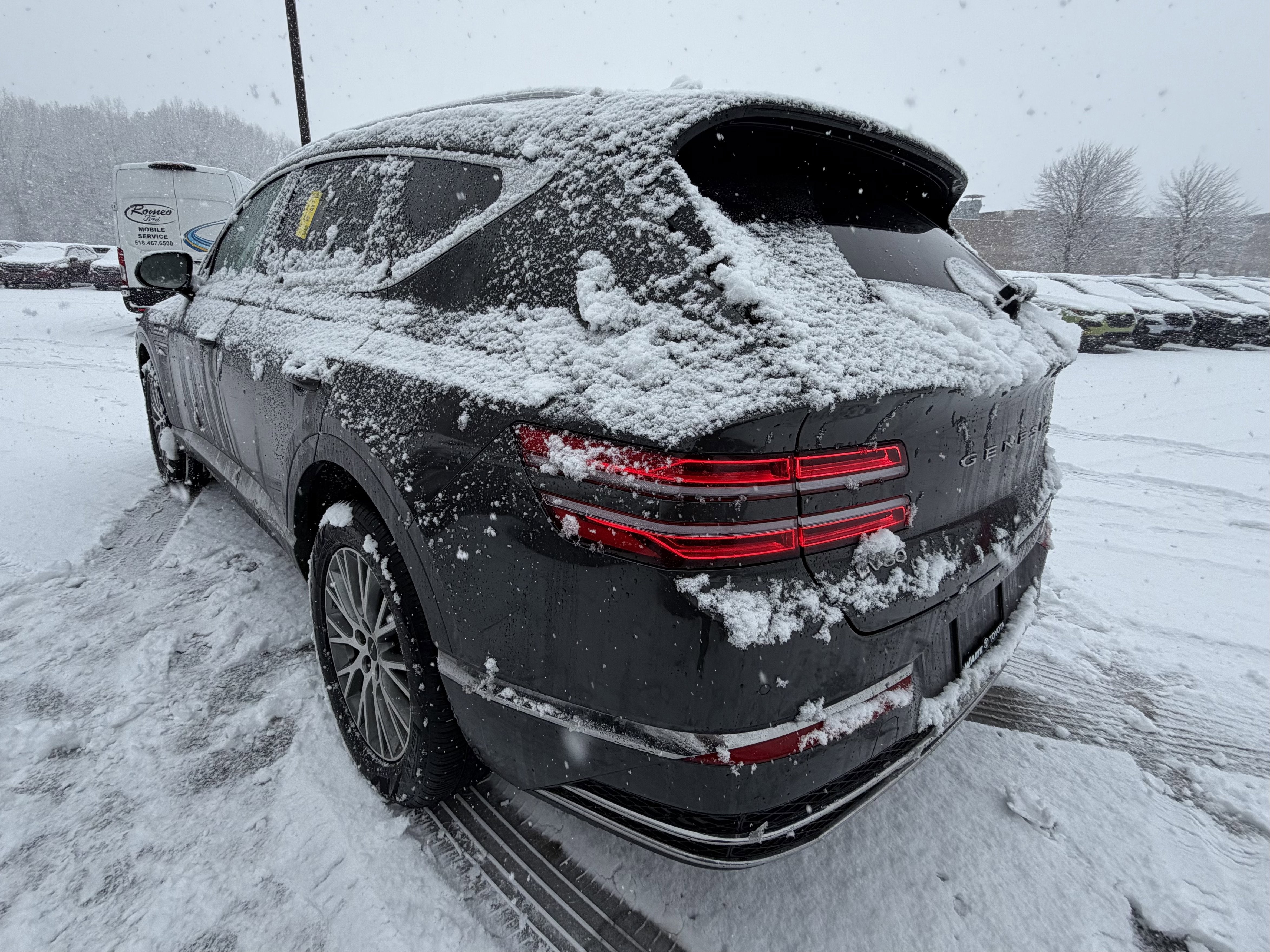 2025 Genesis GV80 2.5T