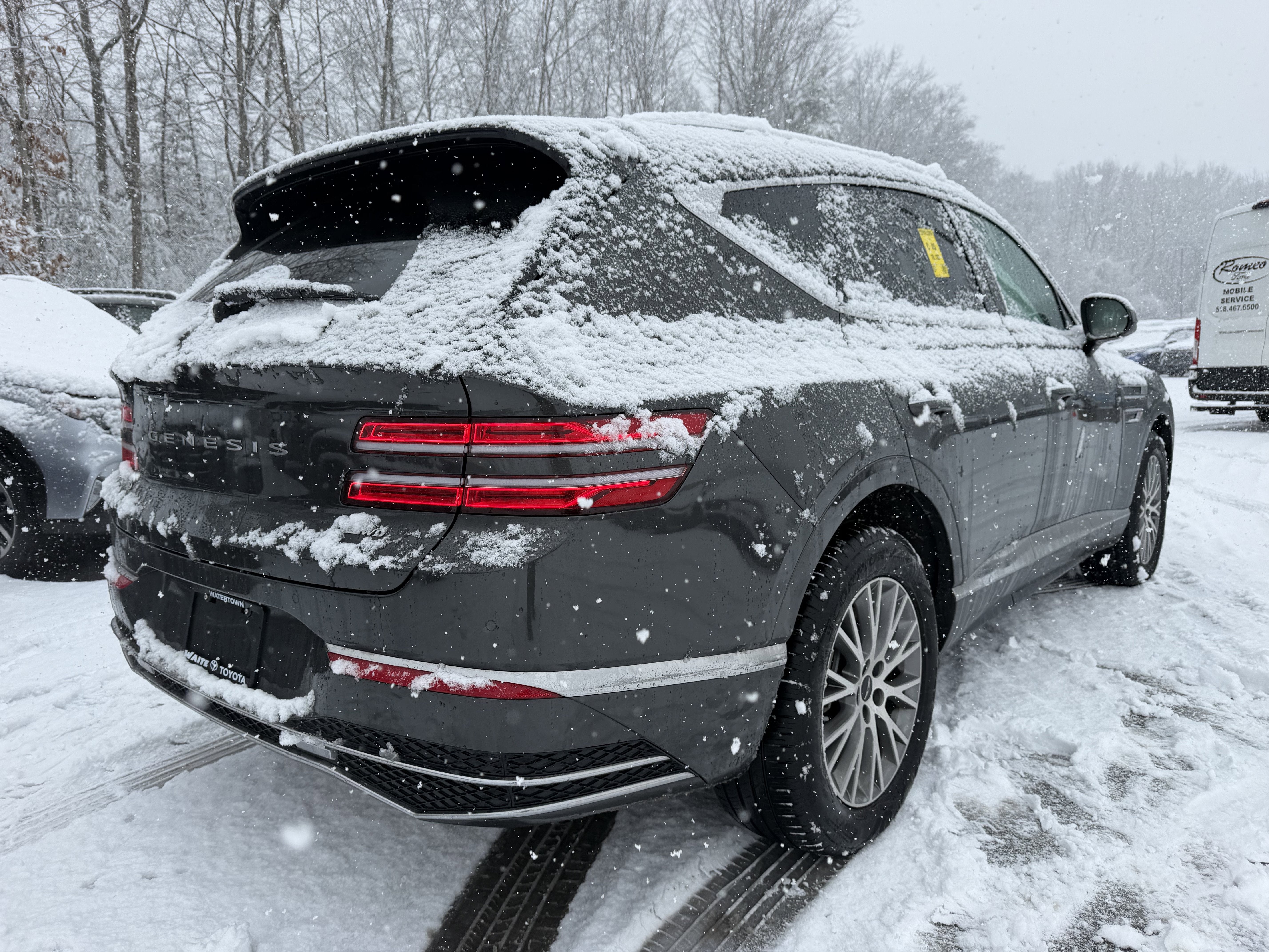 2025 Genesis GV80 2.5T