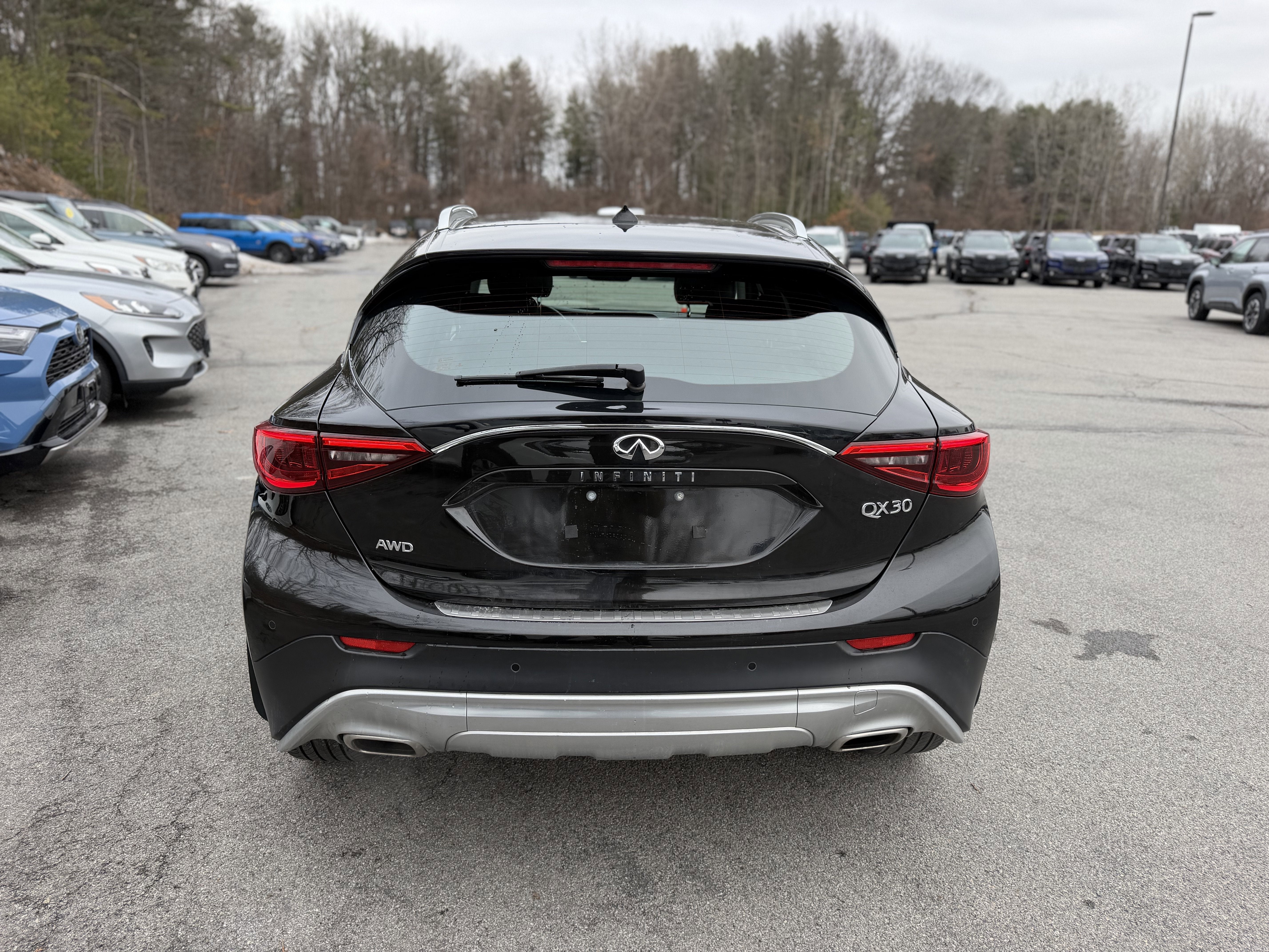 2019 INFINITI QX30 ESSENTIAL