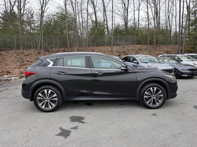 2019 INFINITI QX30 ESSENTIAL