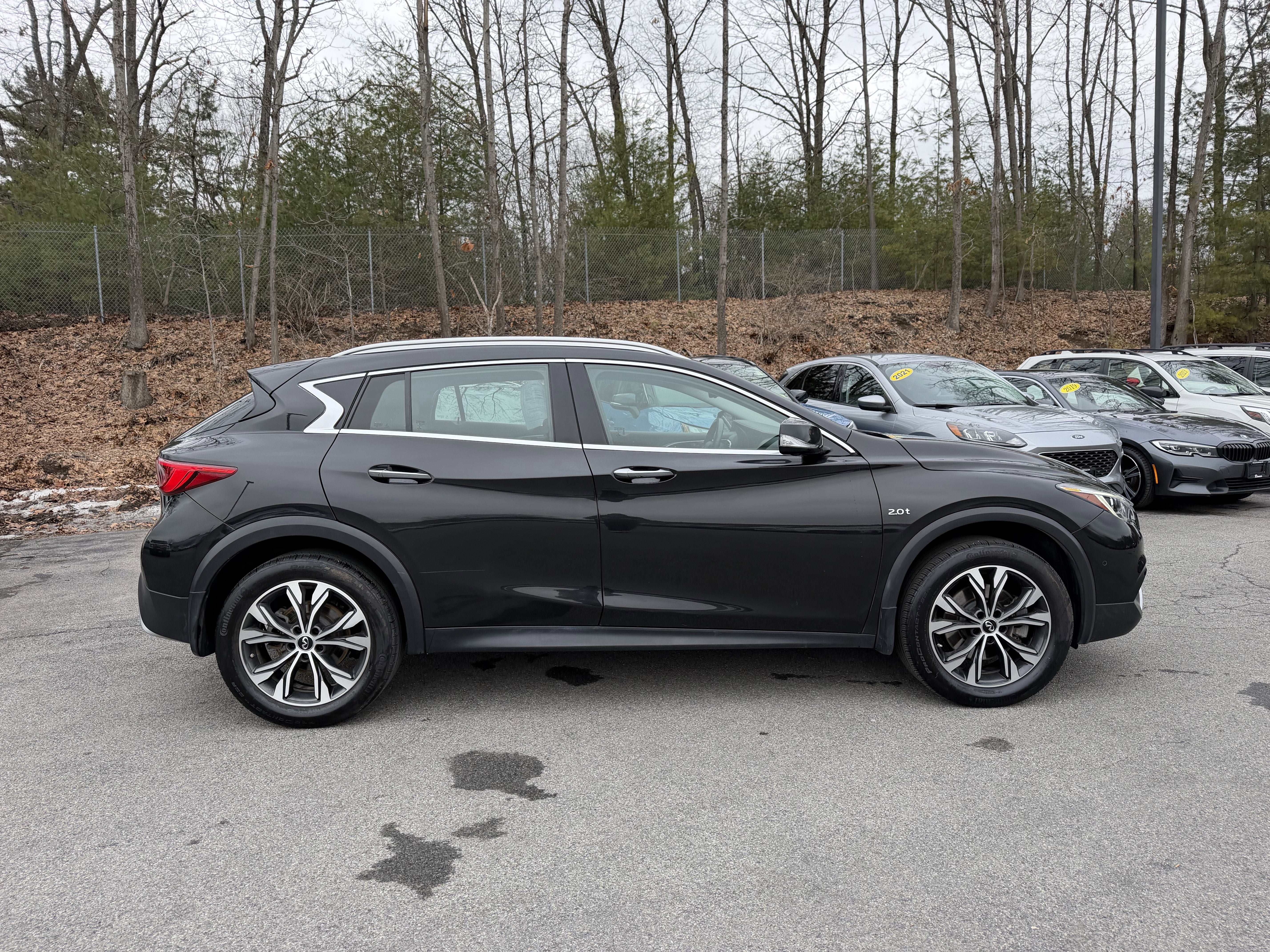 2019 INFINITI QX30 ESSENTIAL