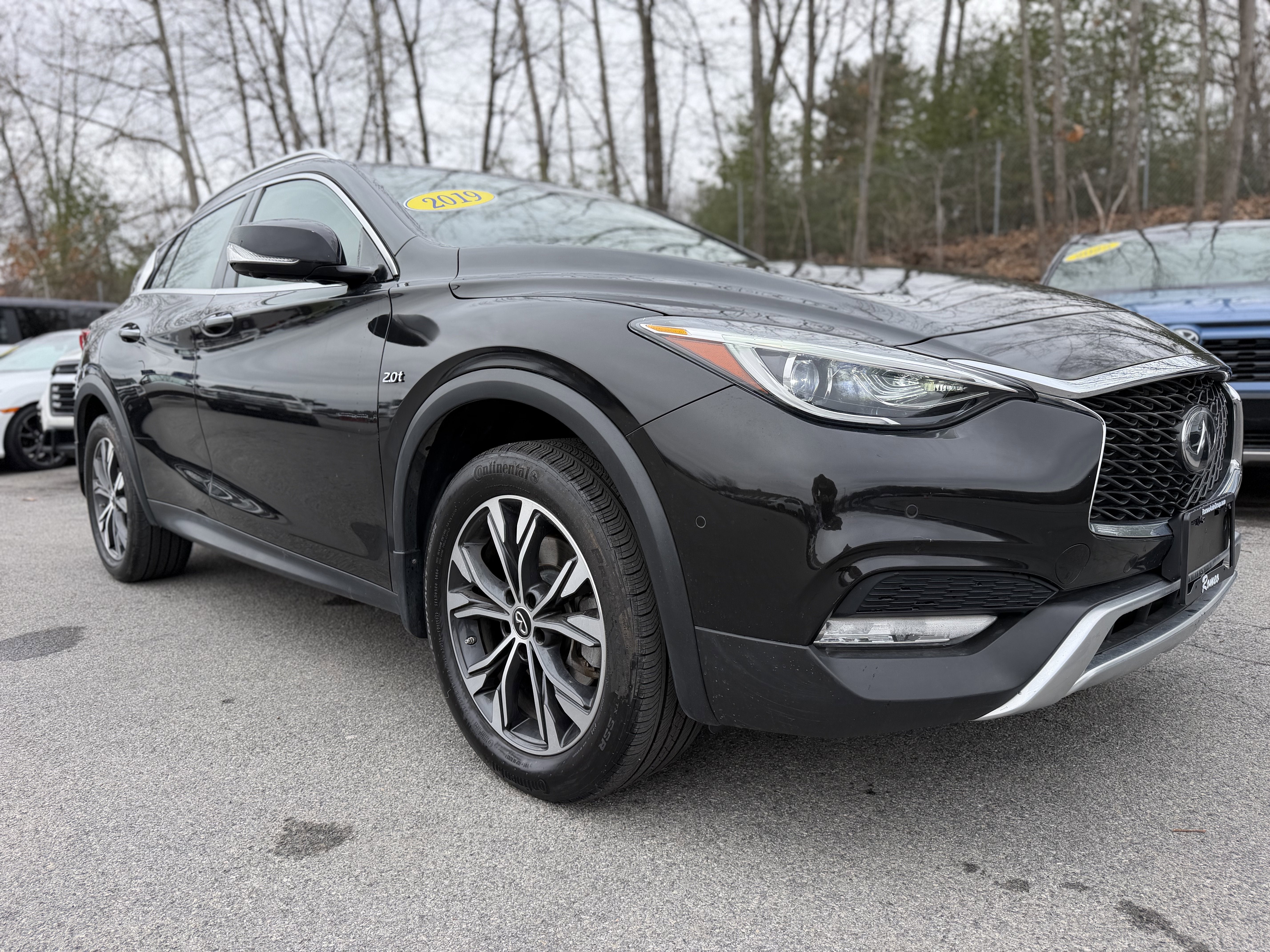 2019 INFINITI QX30 ESSENTIAL