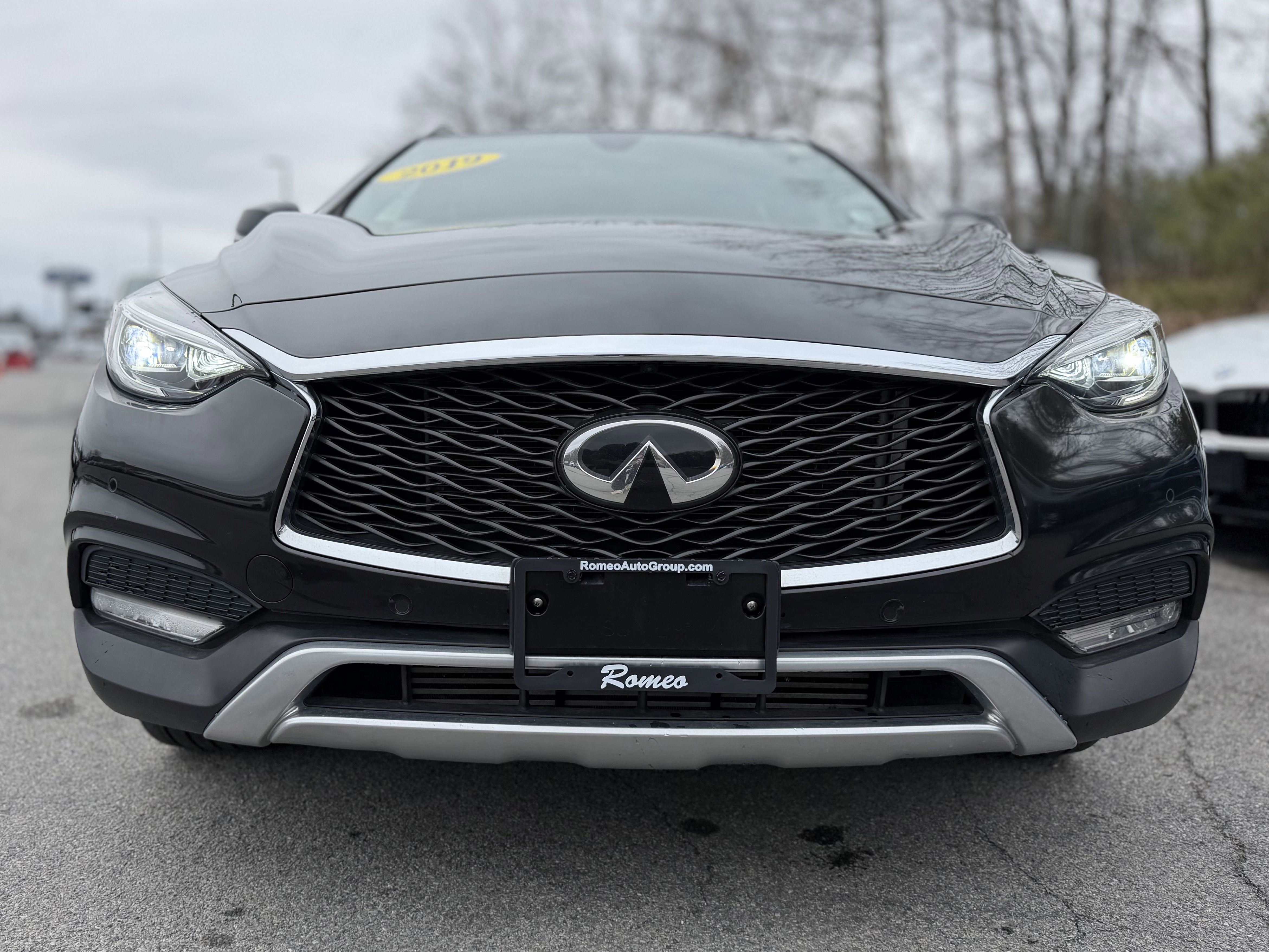 2019 INFINITI QX30 ESSENTIAL