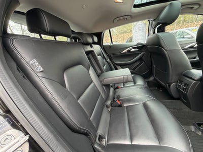 2019 INFINITI QX30 ESSENTIAL