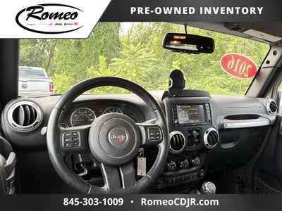 2016 Jeep Wrangler Unlimited Sahara