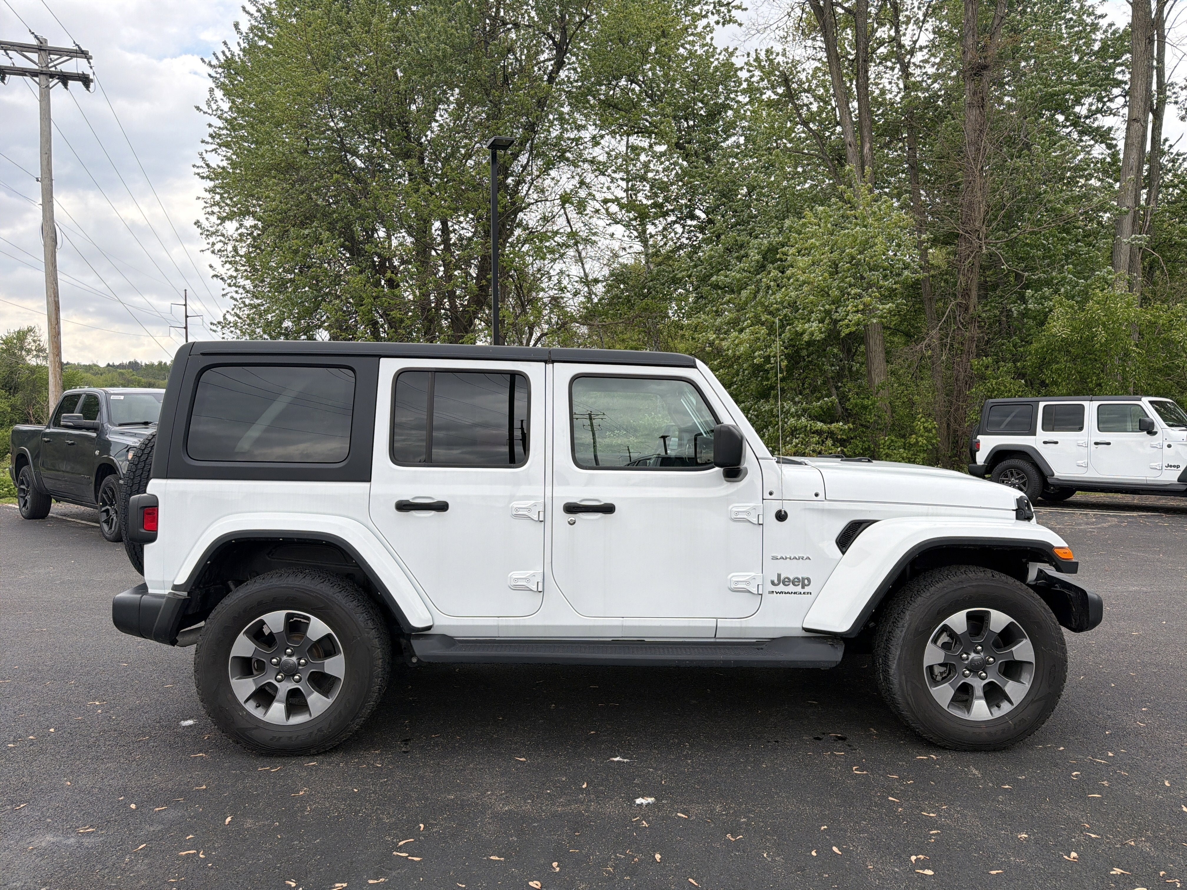 2023 Jeep Wrangler Sahara
