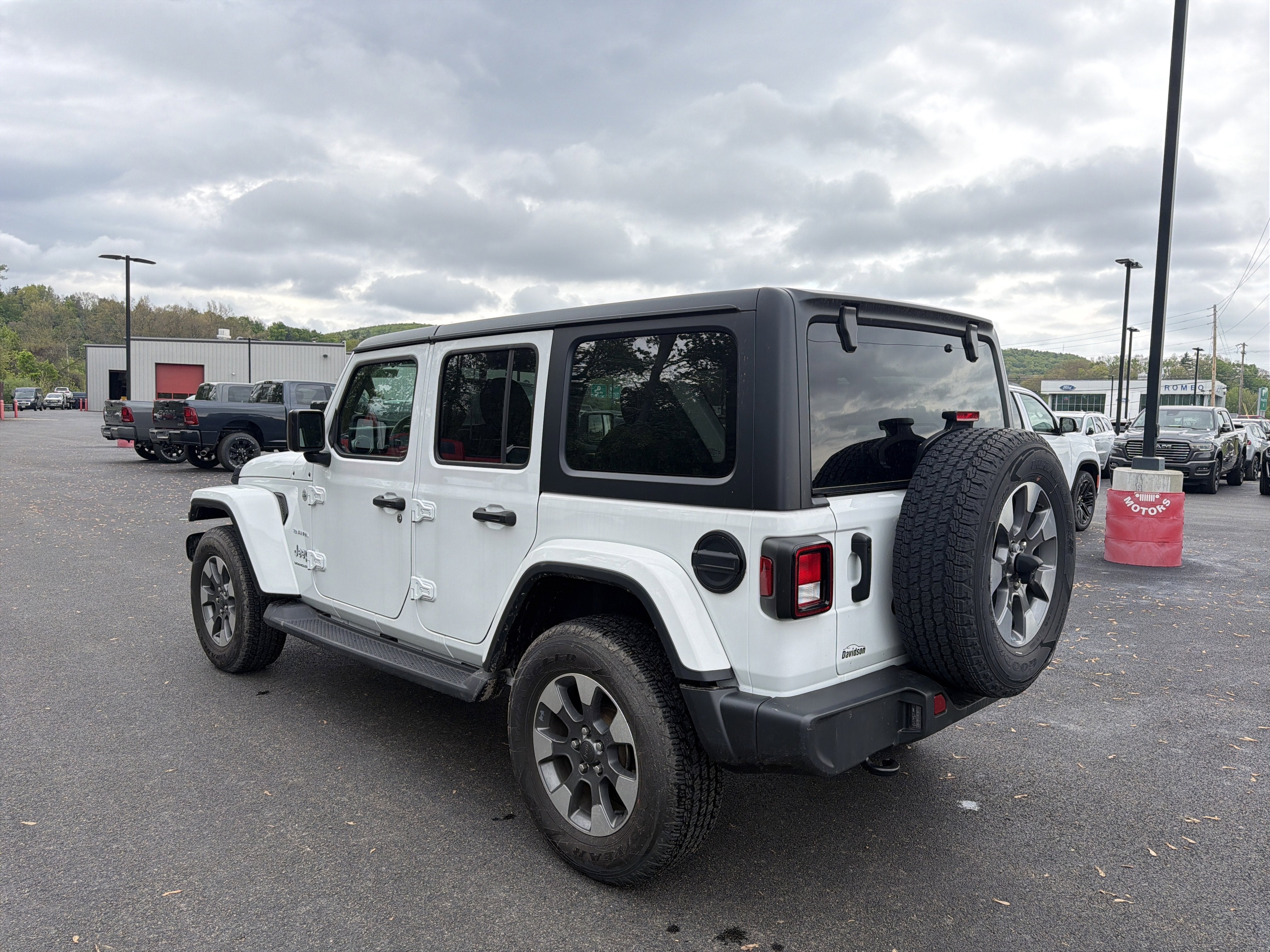 2023 Jeep Wrangler Sahara
