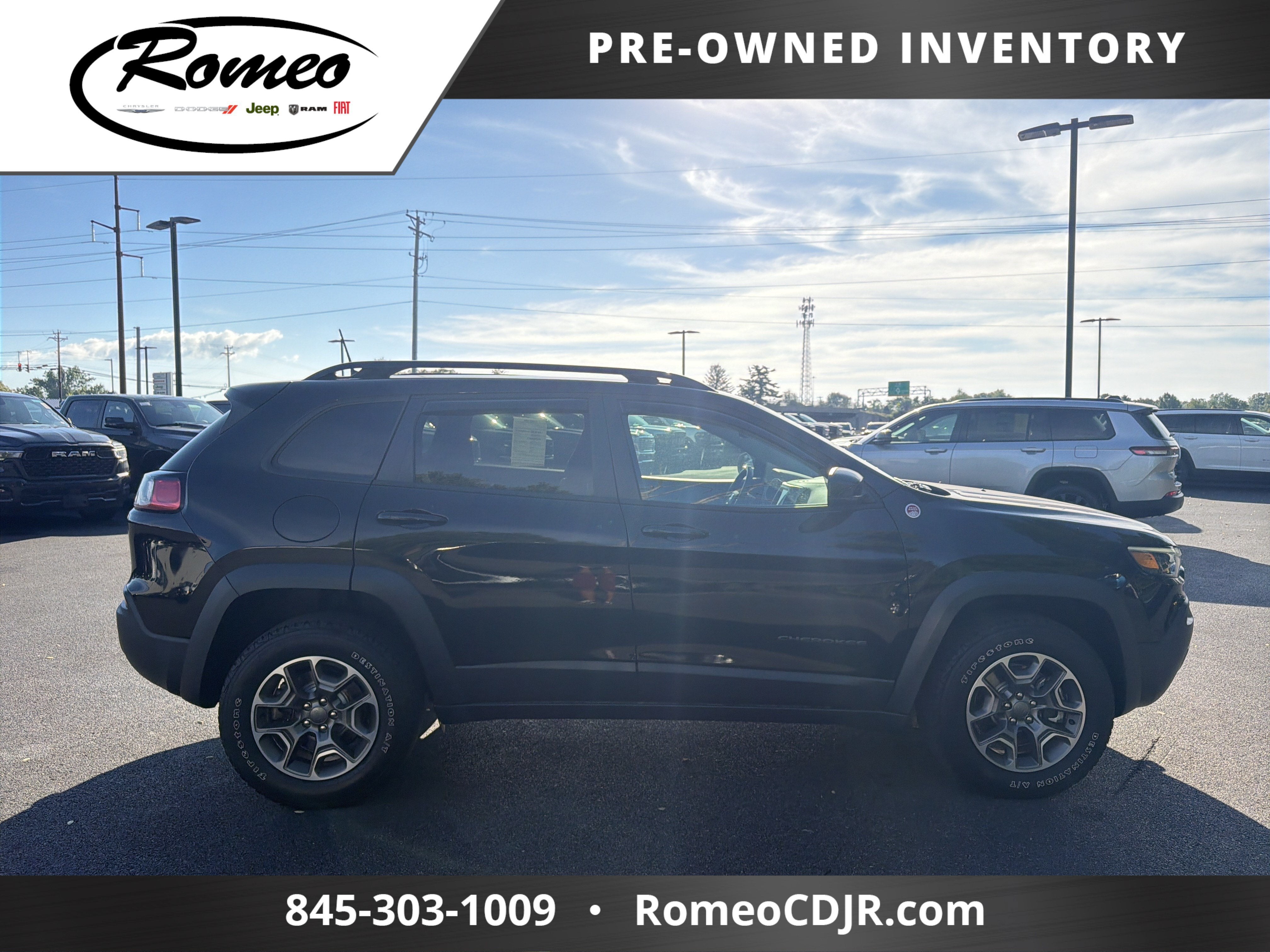 2022 Jeep Cherokee Trailhawk