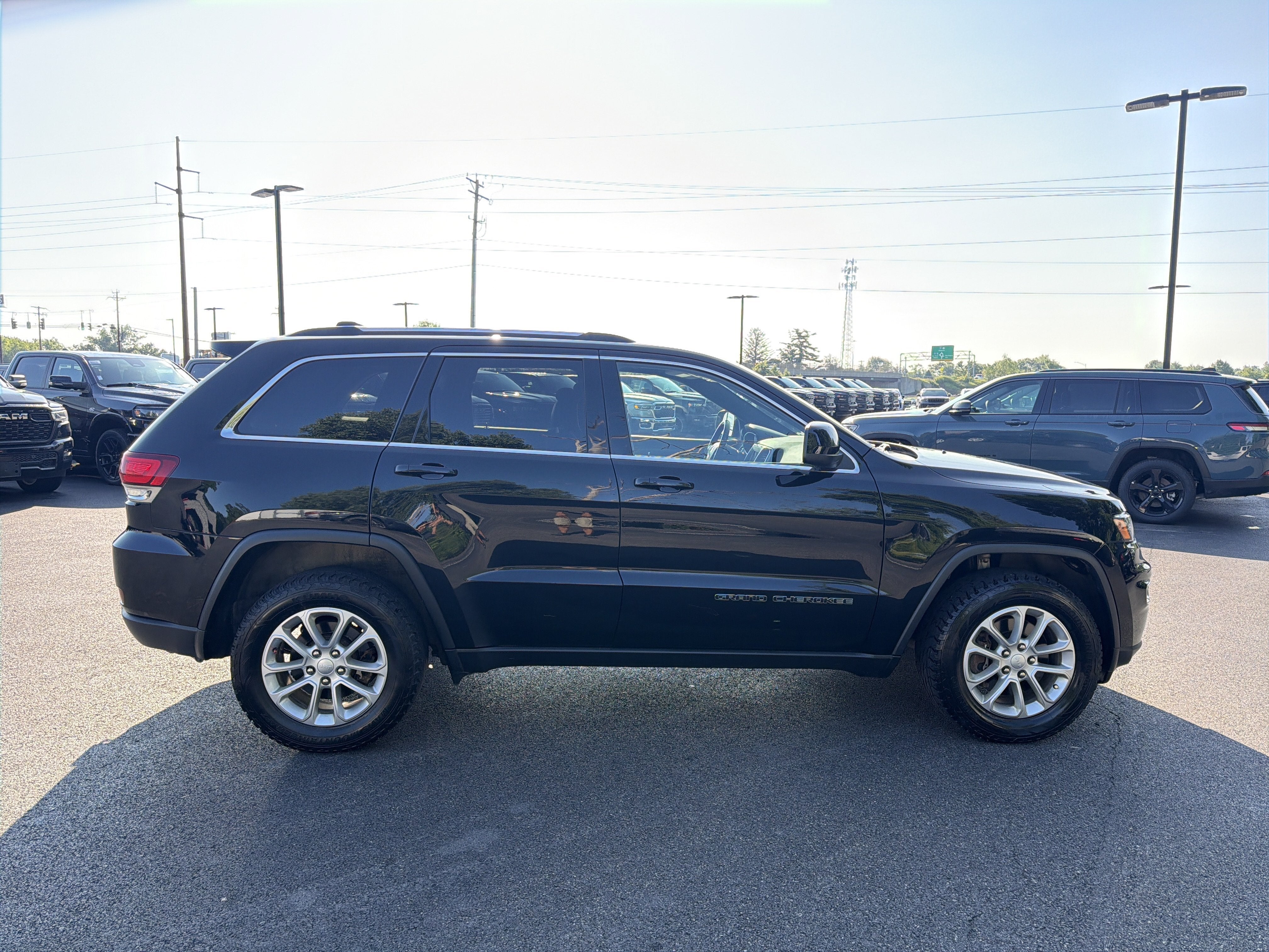 2021 Jeep Grand Cherokee Laredo E
