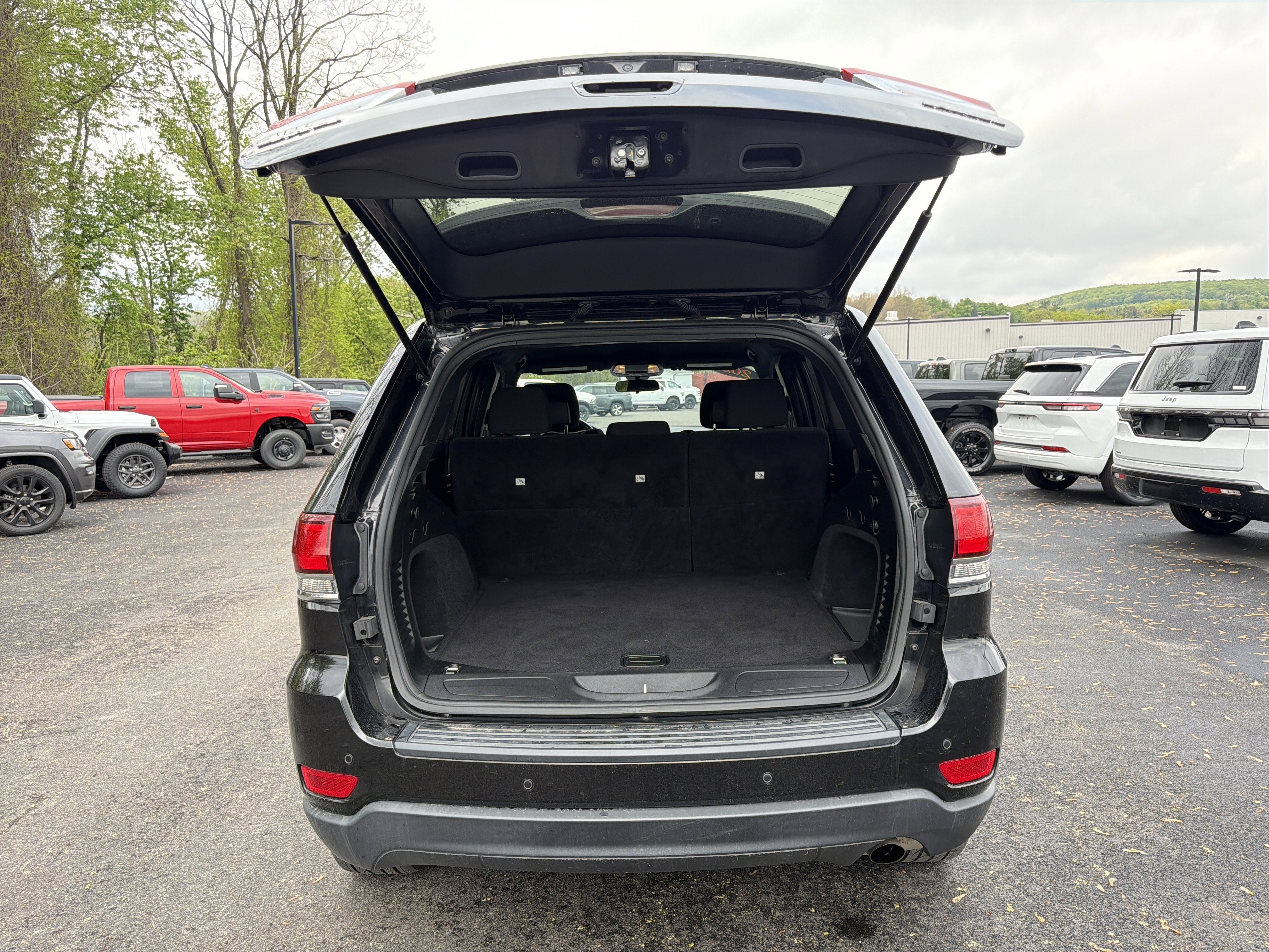2021 Jeep Grand Cherokee Laredo E