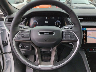 2026 Jeep Grand Cherokee Laredo Altitude