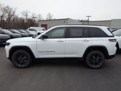 2026 Jeep Grand Cherokee Laredo Altitude