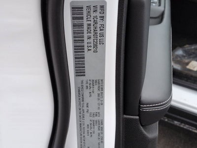 2026 Jeep Grand Cherokee Laredo Altitude