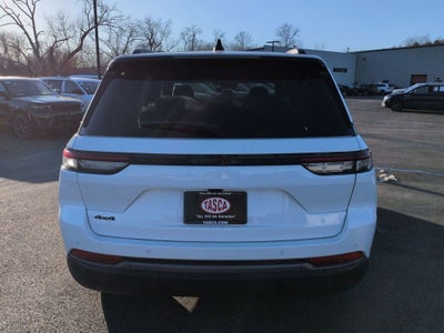 2026 Jeep Grand Cherokee Laredo Altitude