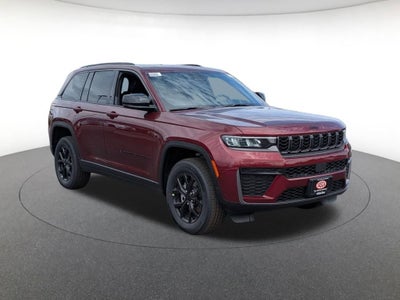 2026 Jeep Grand Cherokee Laredo Altitude