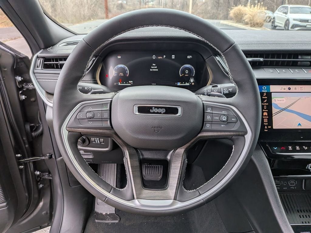 2026 Jeep Grand Cherokee Laredo Altitude