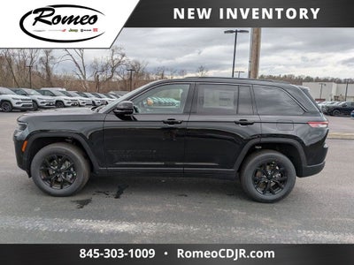 2026 Jeep Grand Cherokee Laredo Altitude