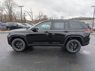 2026 Jeep Grand Cherokee Laredo Altitude
