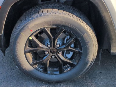 2026 Jeep Grand Cherokee Laredo Altitude