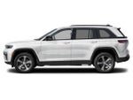 2027 Jeep Grand Cherokee Laredo Altitude