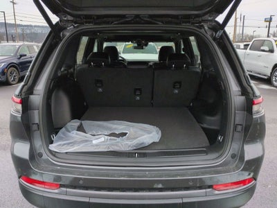 2026 Jeep Grand Cherokee Laredo Altitude