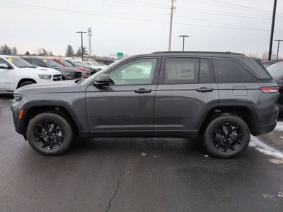 2026 Jeep Grand Cherokee Laredo Altitude