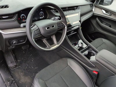 2026 Jeep Grand Cherokee Laredo Altitude