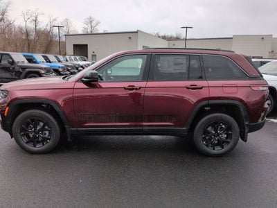 2026 Jeep Grand Cherokee Laredo Altitude