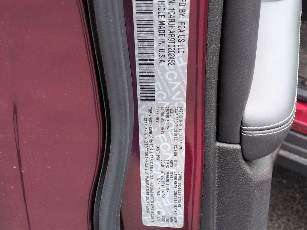 2026 Jeep Grand Cherokee Laredo Altitude