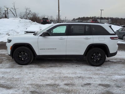 2026 Jeep Grand Cherokee Laredo Altitude