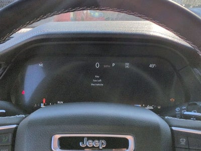 2026 Jeep Grand Cherokee Laredo Altitude