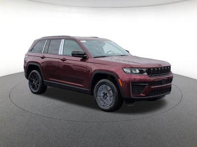 2026 Jeep Grand Cherokee Laredo Altitude