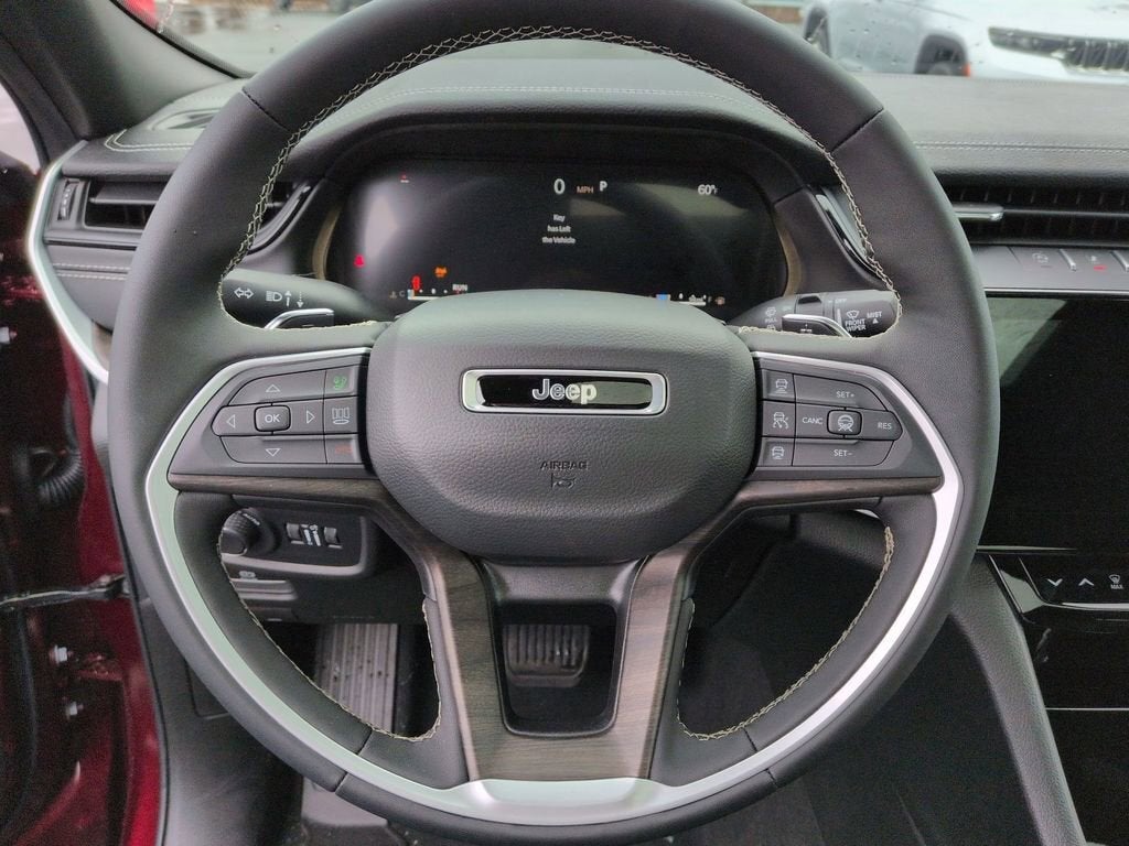 2026 Jeep Grand Cherokee Laredo Altitude