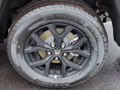 2026 Jeep Grand Cherokee Laredo Altitude