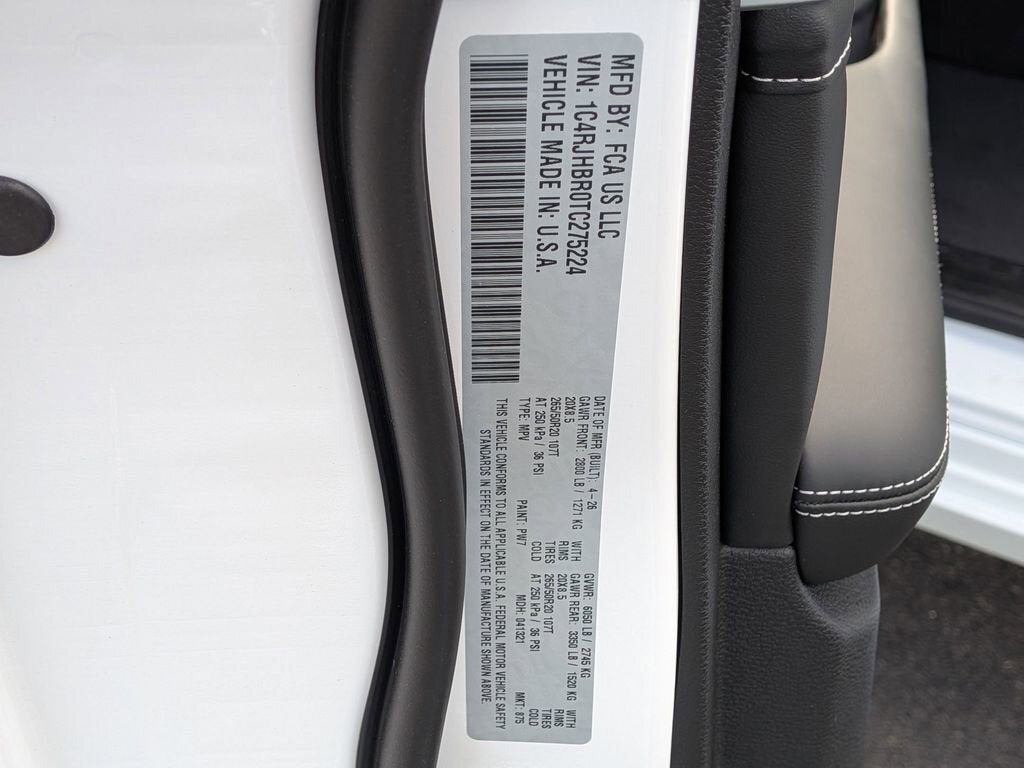 2026 Jeep Grand Cherokee Limited Reserve