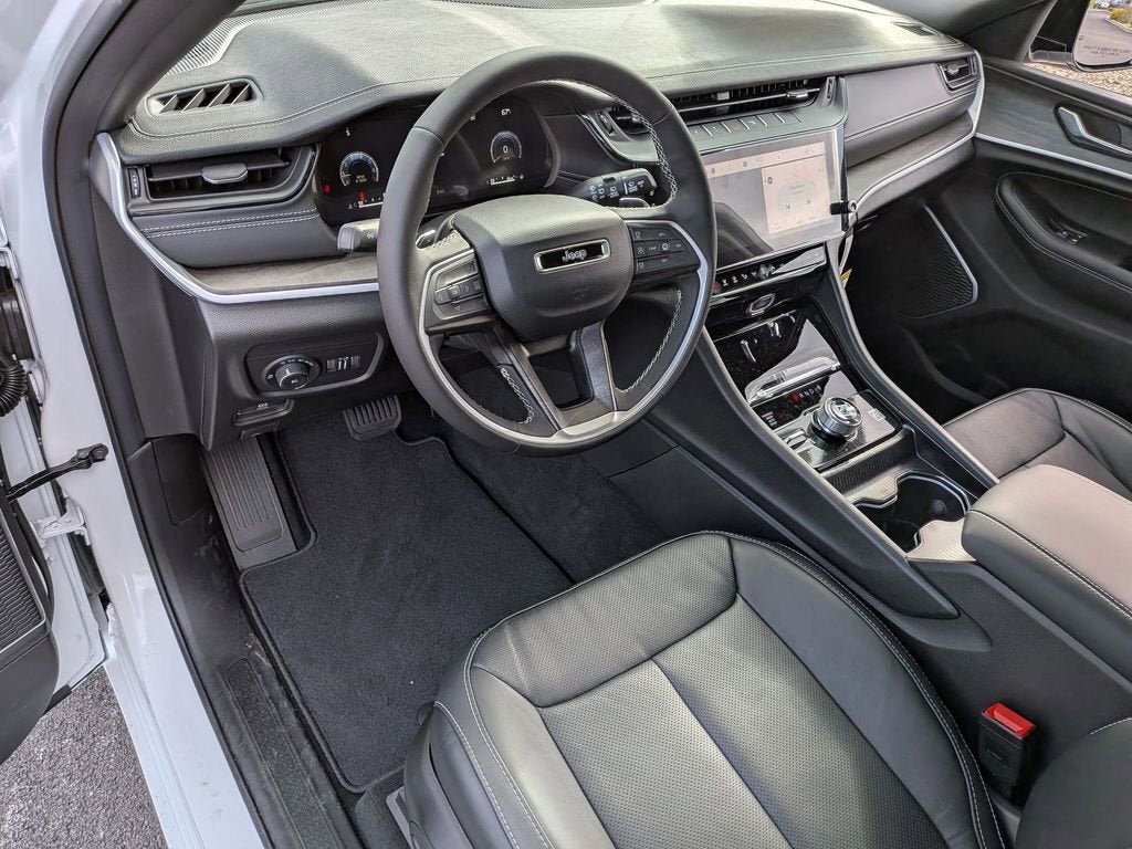 2026 Jeep Grand Cherokee Limited Reserve