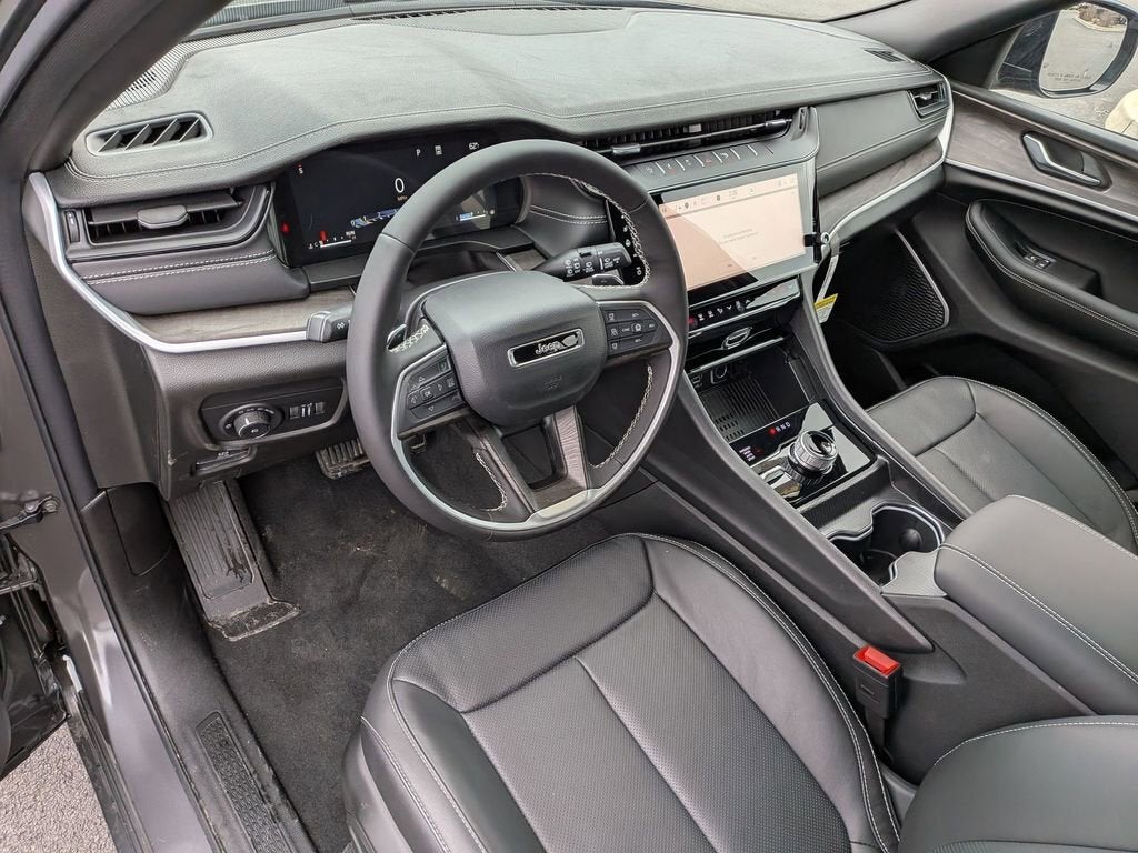 2026 Jeep Grand Cherokee Limited Reserve