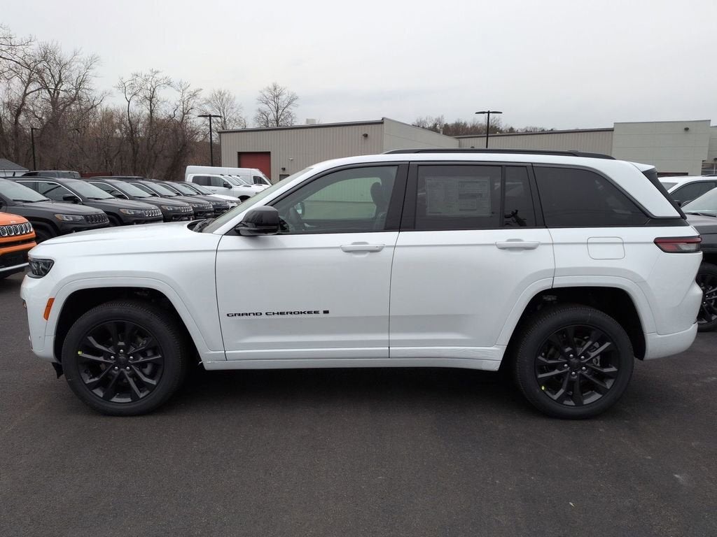2026 Jeep Grand Cherokee Limited Reserve