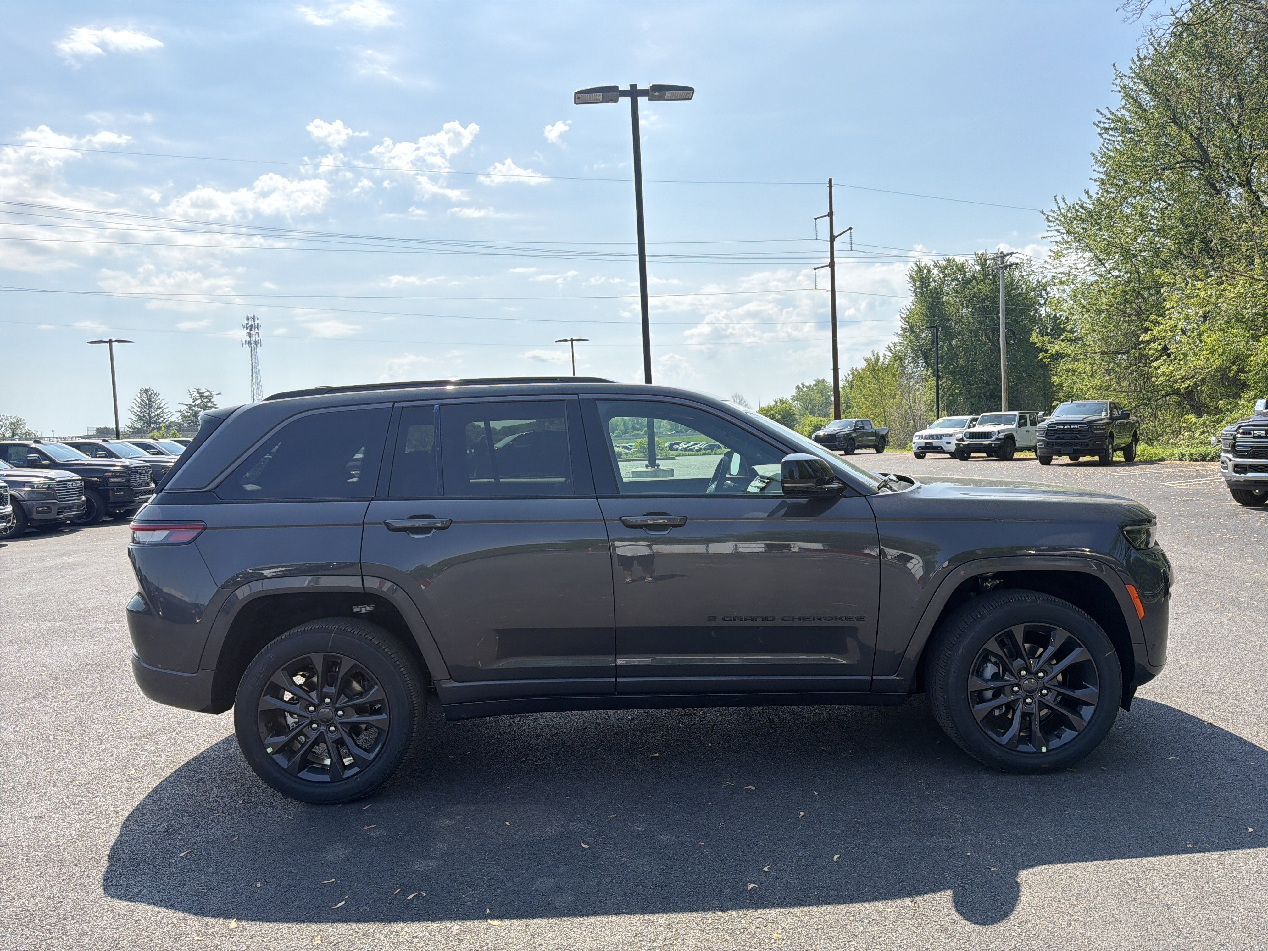 2026 Jeep Grand Cherokee Limited Reserve
