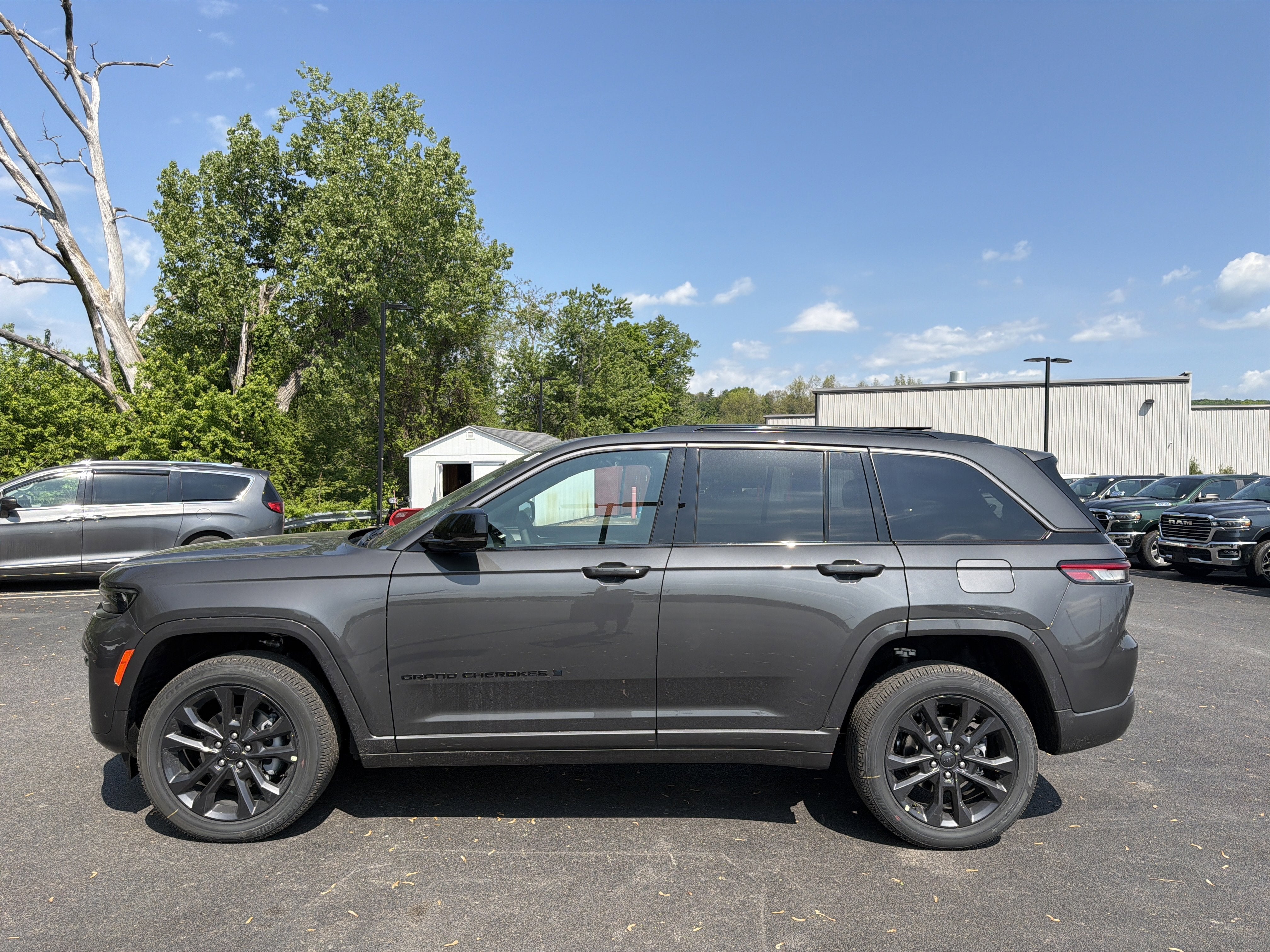 2026 Jeep Grand Cherokee Limited Reserve