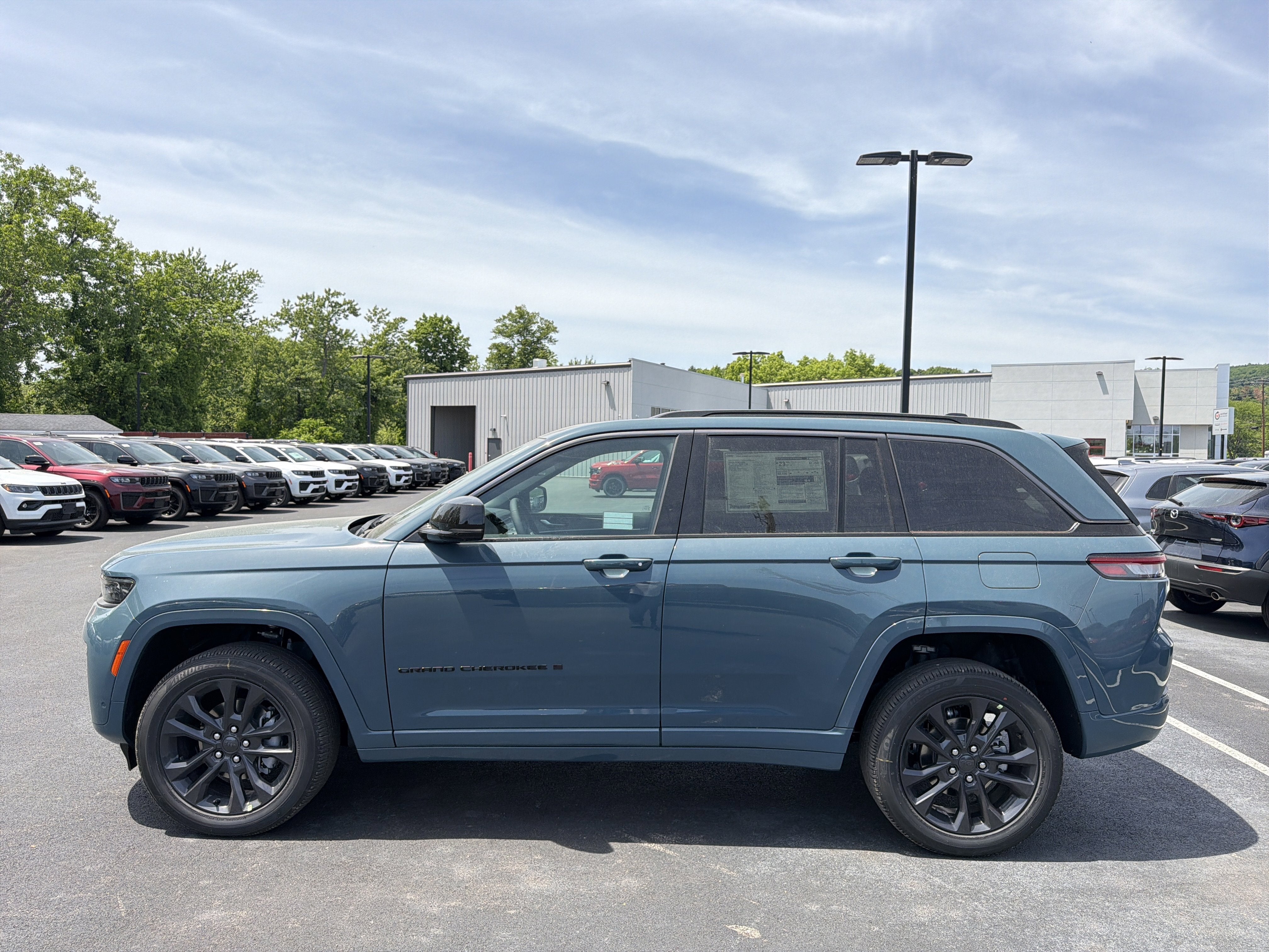 2026 Jeep Grand Cherokee Limited Reserve