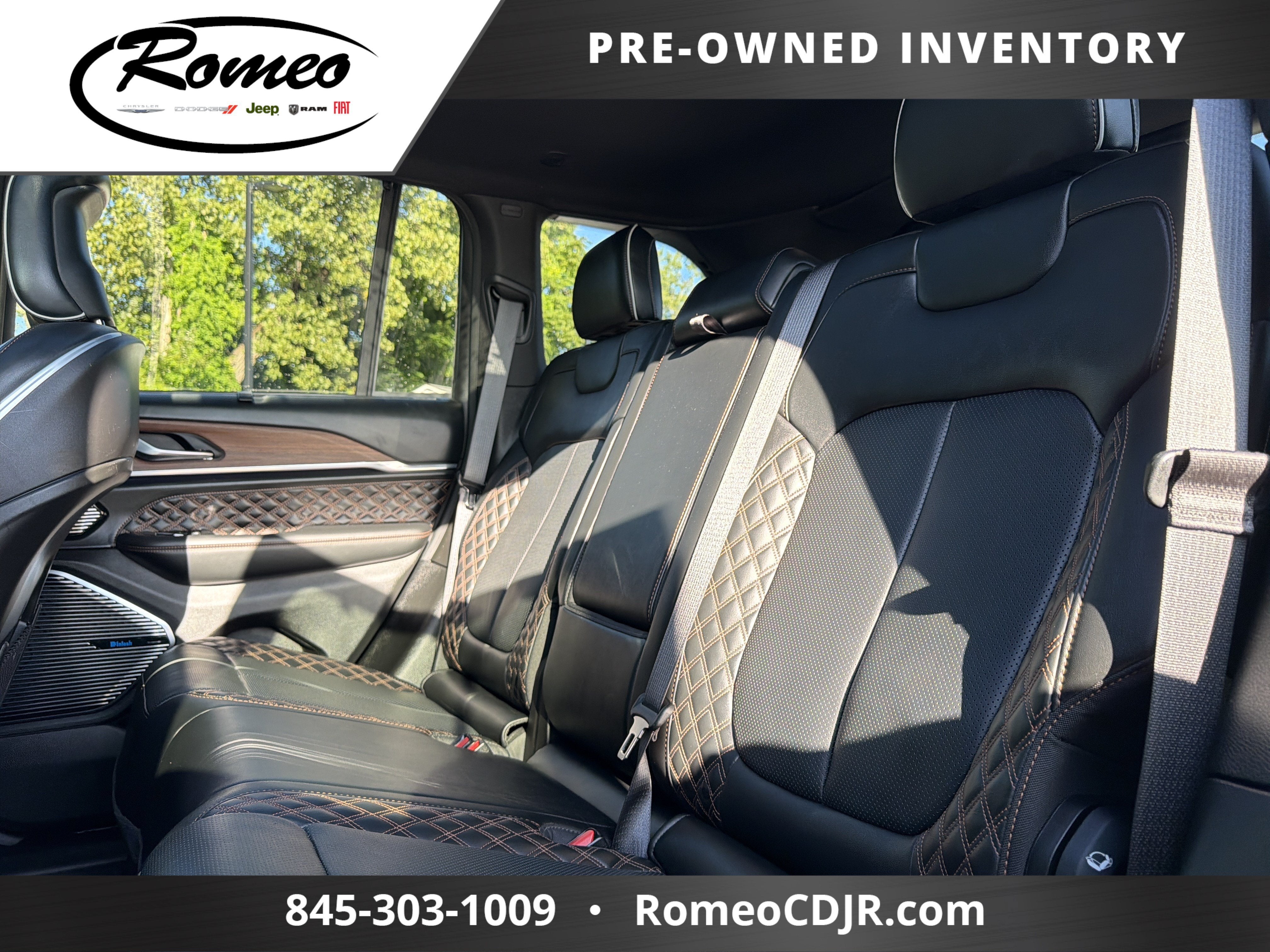 2022 Jeep Grand Cherokee Summit