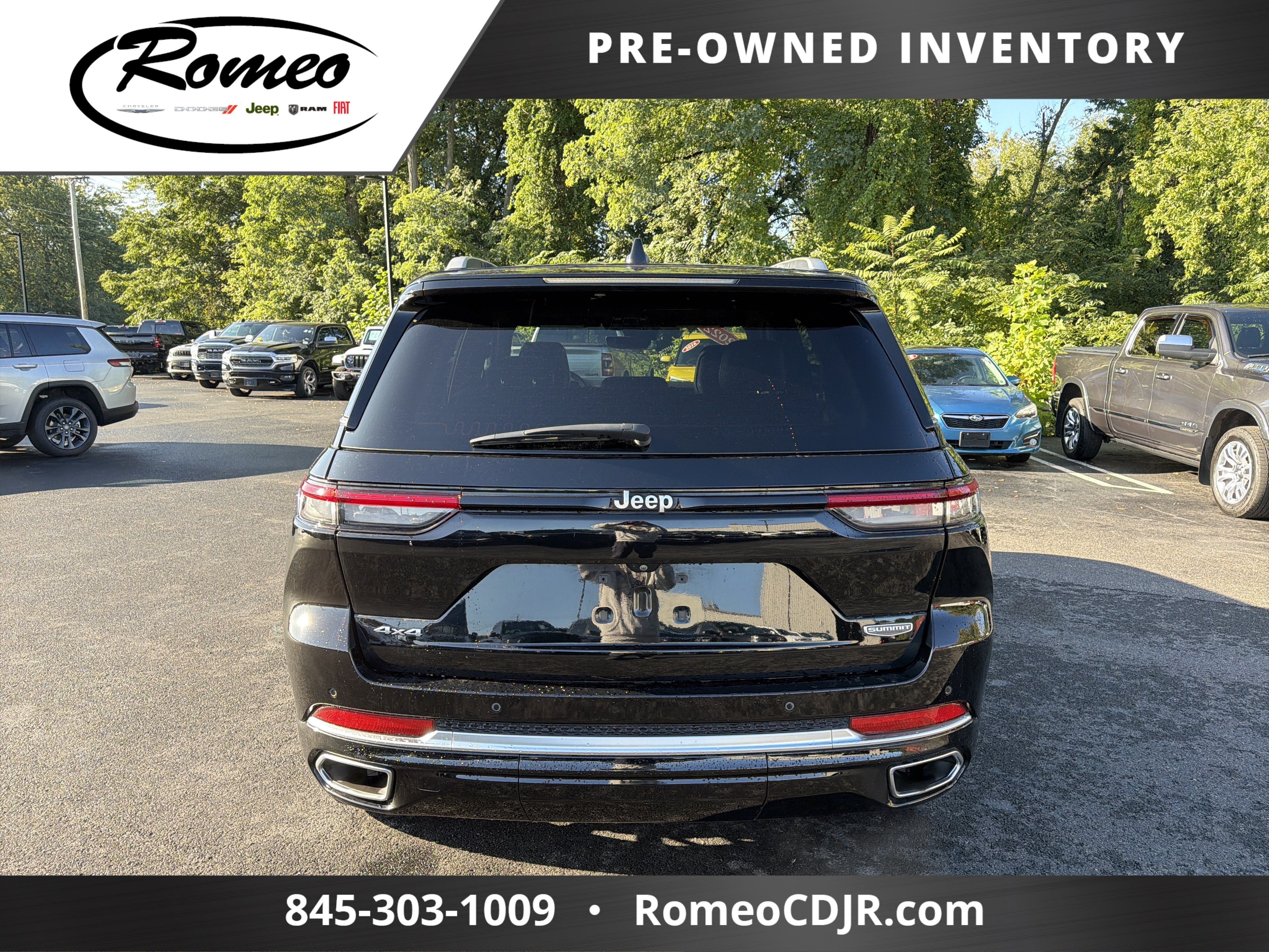 2022 Jeep Grand Cherokee Summit