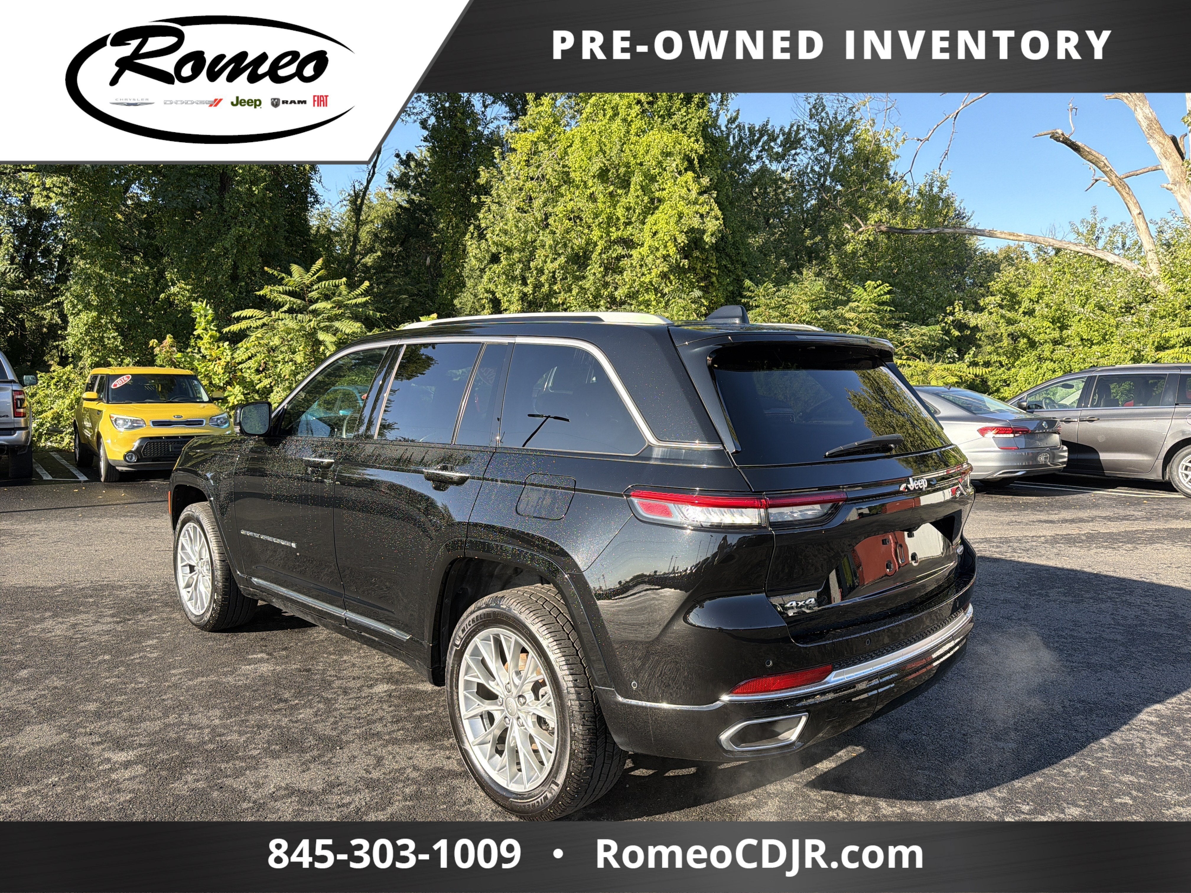 2022 Jeep Grand Cherokee Summit