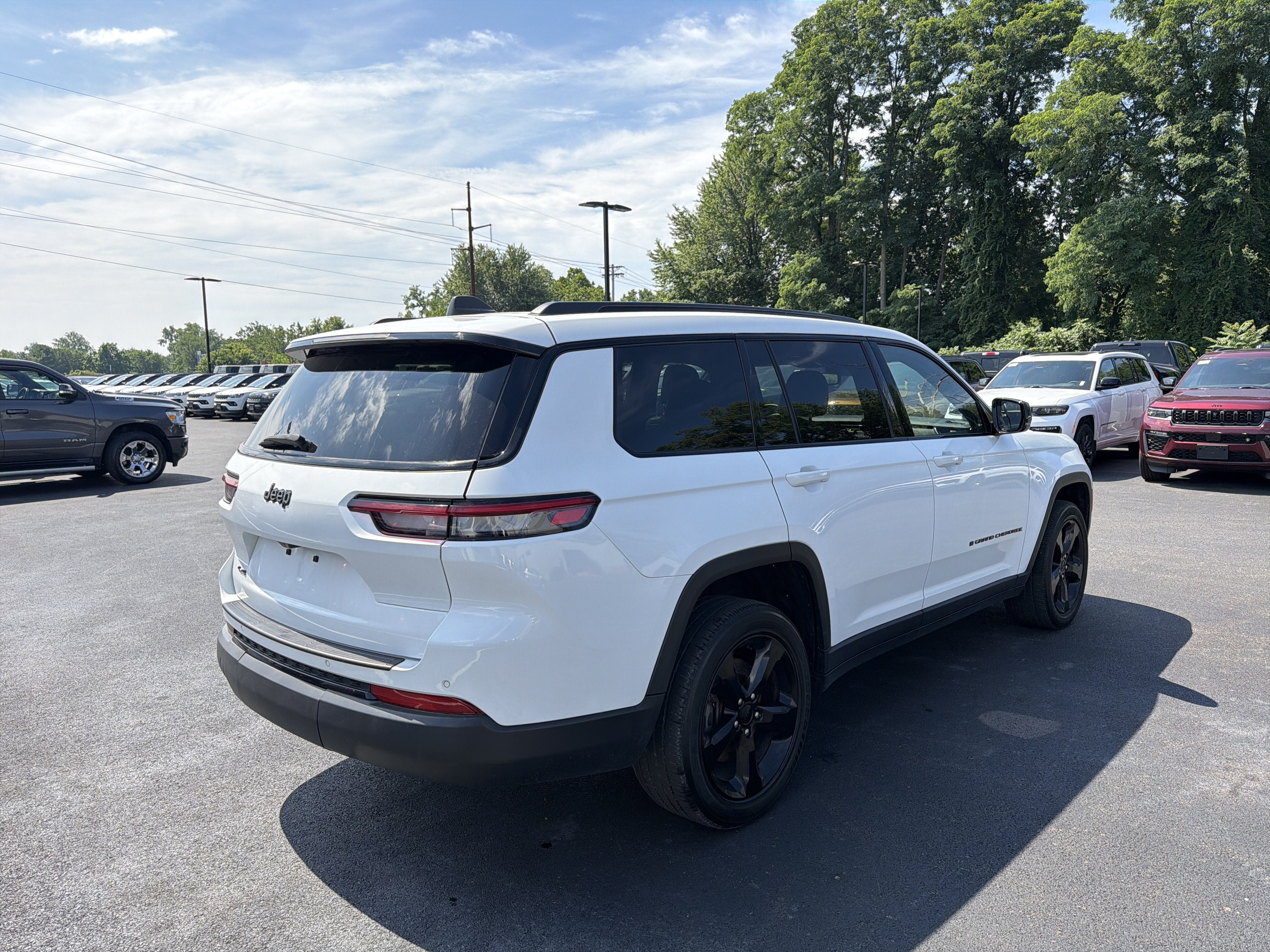 2023 Jeep Grand Cherokee L Altitude