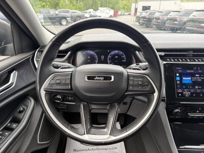 2022 Jeep Grand Cherokee L Laredo