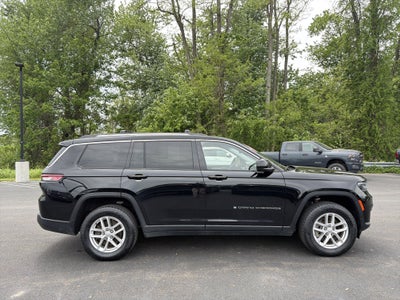 2022 Jeep Grand Cherokee L Laredo