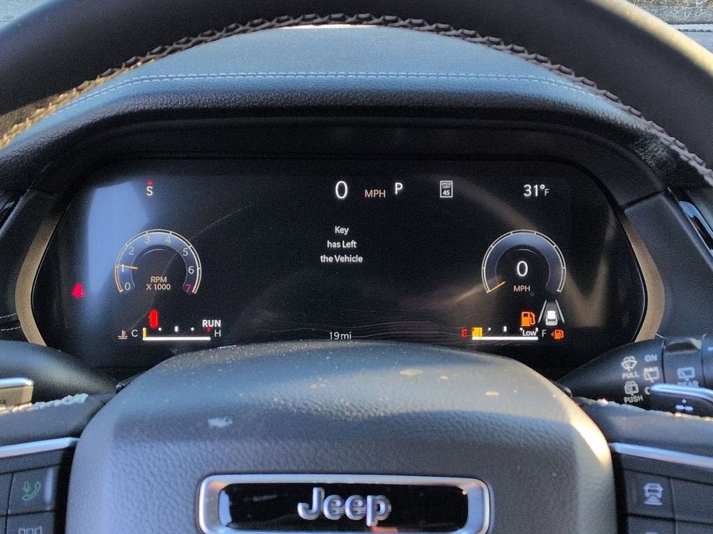 2026 Jeep Grand Cherokee L Laredo Altitude