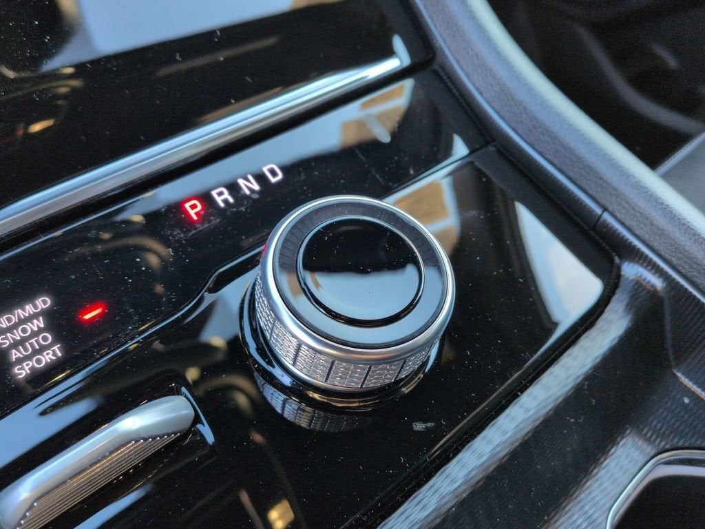 2026 Jeep Grand Cherokee L Laredo Altitude